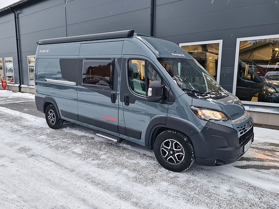 Sunlight Cliff 600 Adventure 140 hk, automat, bra lastvikt, 3 sovplatser