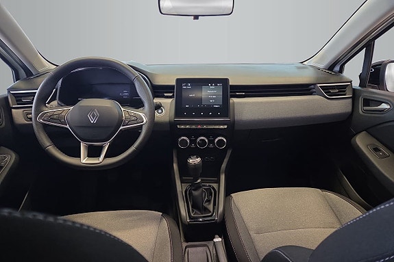 Renault Clio 12 of 13