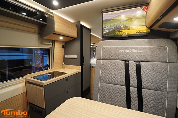Malibu Van 640 LE comfort GT skyview - Stor kyl, Dieselpanna, 4000kg 6 of 21