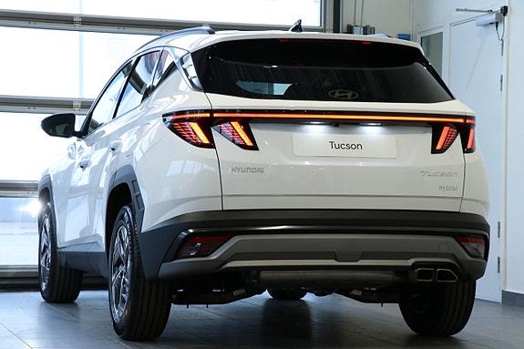 Hyundai Tucson 4 of 17