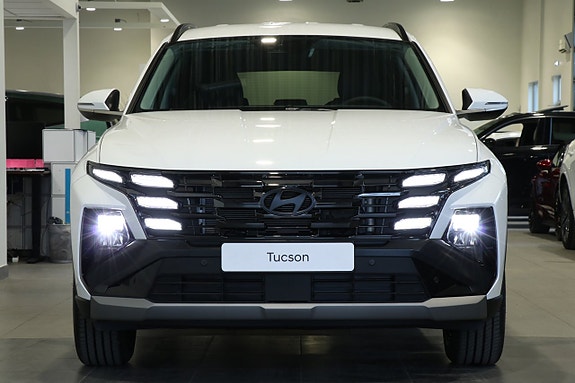Hyundai Tucson 3 of 17