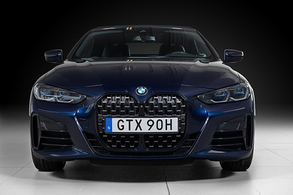 BMW M440i 4 of 5