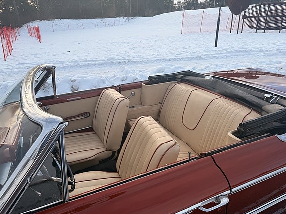 Ford Galaxie 12 of 14