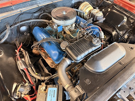 Ford Galaxie 14 of 14