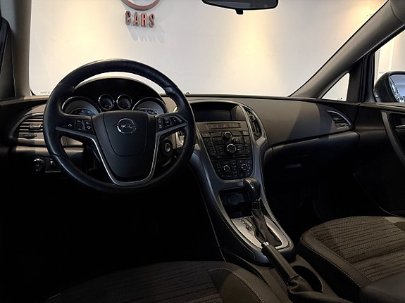 Opel Astra 10 of 16