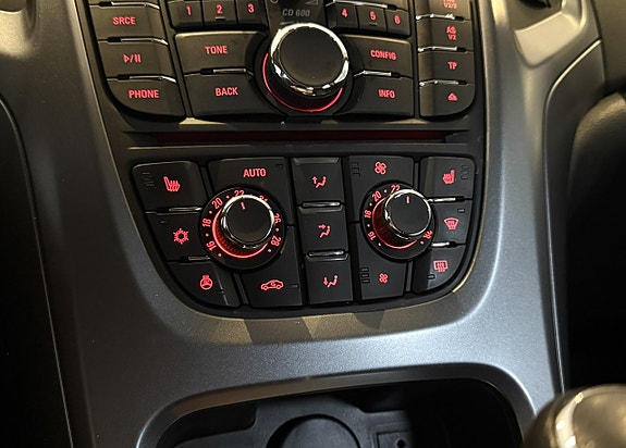 Opel Astra 14 of 16