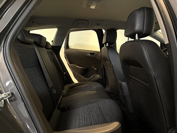 Opel Astra 8 of 16