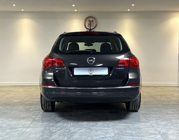 Opel Astra 7 of 16