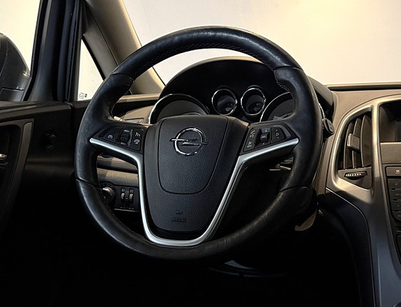 Opel Astra 13 of 16