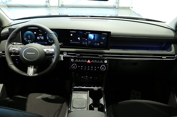 Hyundai Tucson 11 of 17