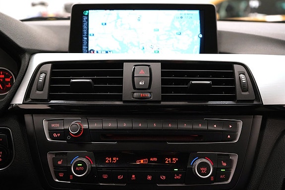 BMW 320 21 of 26