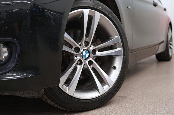 BMW 320 10 of 26