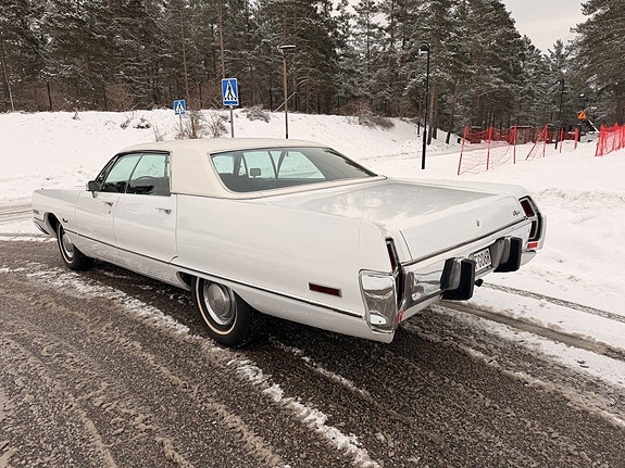 Chrysler Newport 3 of 5