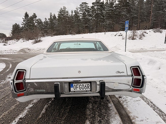 Chrysler Newport 4 of 5