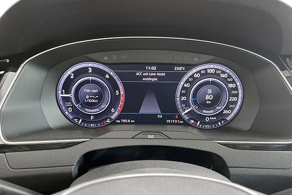 Volkswagen Passat Alltrack 24 of 29