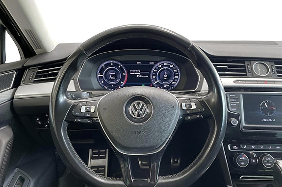 Volkswagen Passat Alltrack 13 of 29