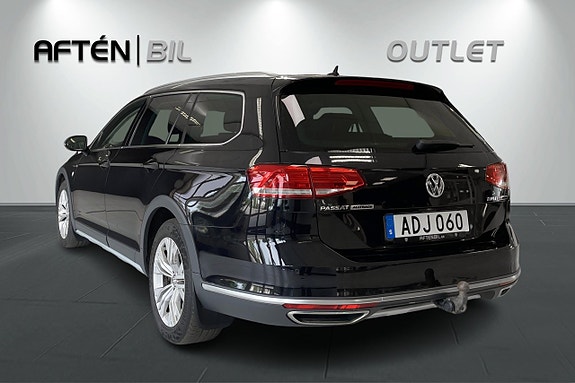 Volkswagen Passat Alltrack 9 of 29