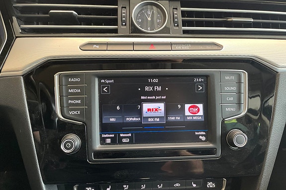 Volkswagen Passat Alltrack 26 of 29