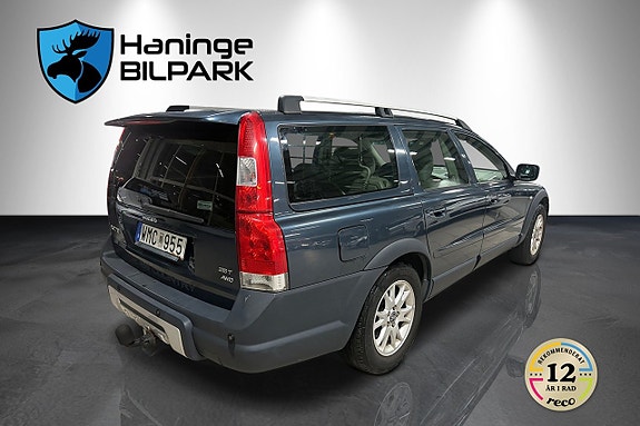 Volvo XC70 8 of 17