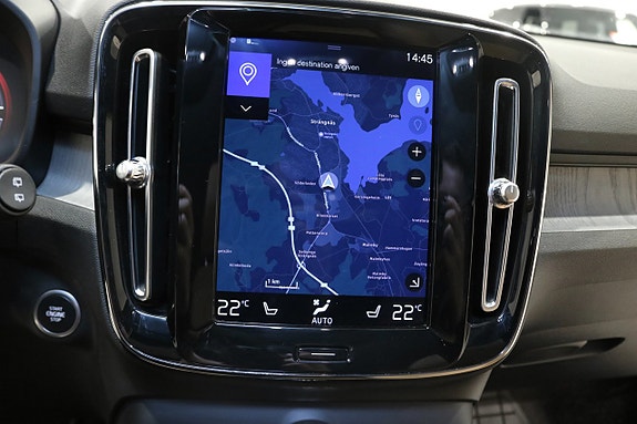 Volvo XC40 23 of 27