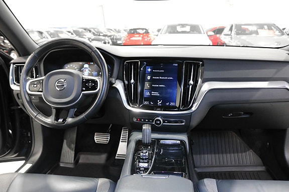 Volvo V60 12 of 26
