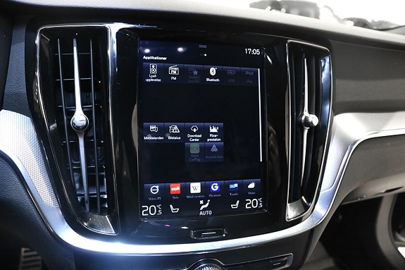 Volvo V60 22 of 26