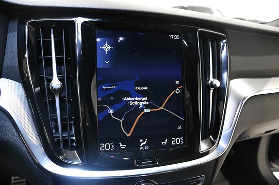 Volvo V60 21 of 26
