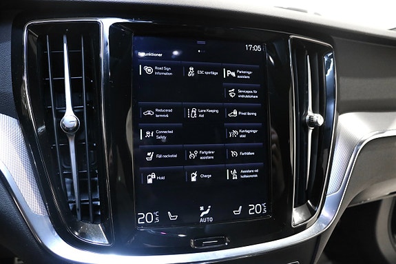 Volvo V60 23 of 26