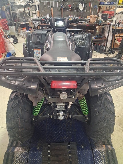 Kawasaki kvf 750 2 of 3