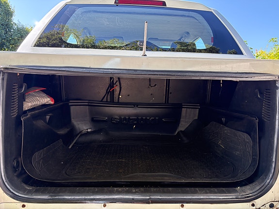 Suzuki Grand Vitara 13 of 14