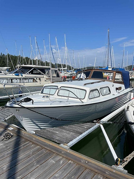 En pärla för den som tar det lugnt på sjön 3 of 9