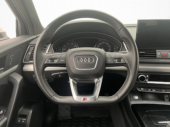 Audi Q5 10 of 30