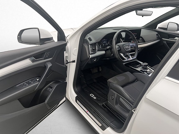 Audi Q5 21 of 30