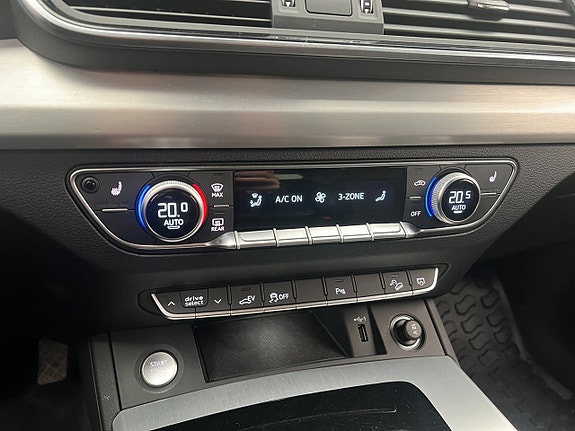 Audi Q5 20 of 30