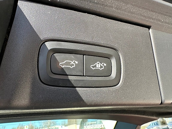 Volvo V90 10 of 17