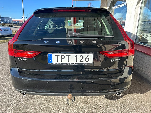 Volvo V90 8 of 17