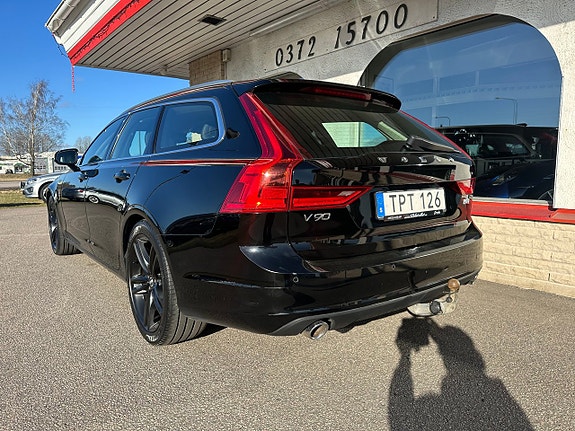 Volvo V90 3 of 17