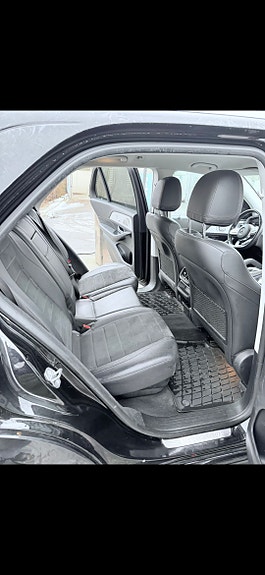 Mercedes-Benz GLE350 d 6 of 8