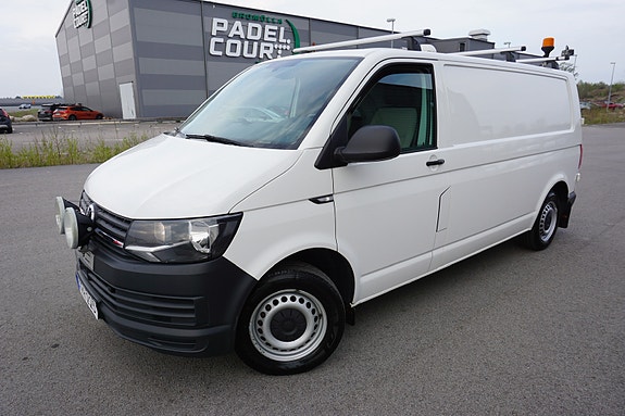 Volkswagen Transporter 2 of 5
