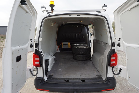 Volkswagen Transporter 6 of 12