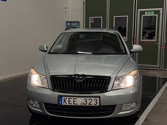 Skoda Octavia 6 of 21