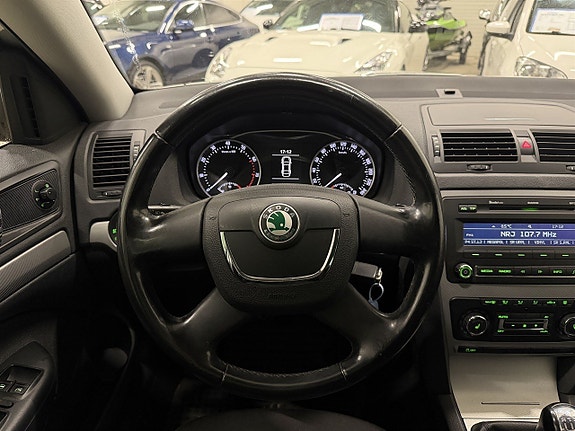Skoda Octavia 13 of 21