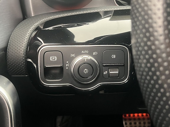 Mercedes-Benz CLA200 21 of 26