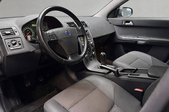 Volvo V50 9 of 15