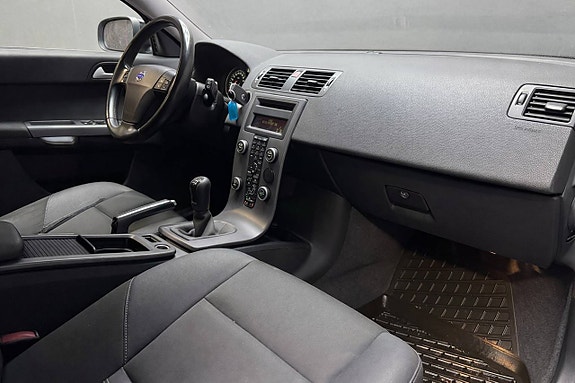 Volvo V50 13 of 15