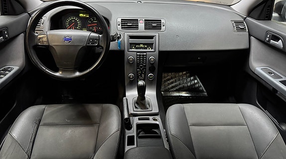 Volvo V50 10 of 15