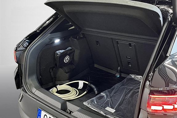 Volkswagen ID.4 15 of 15