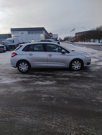 Citroen C4 2 of 5