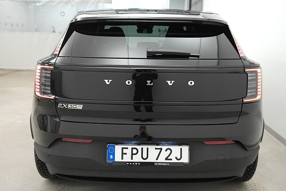 Volvo EX30 16 of 19