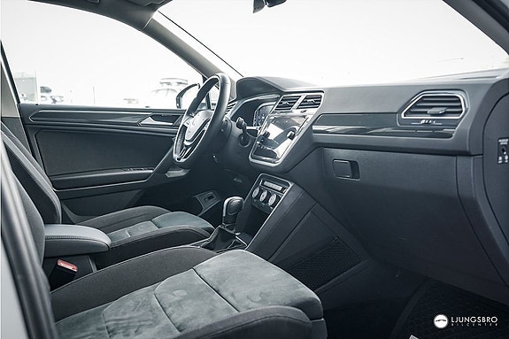 Volkswagen Tiguan Allspace 14 of 14